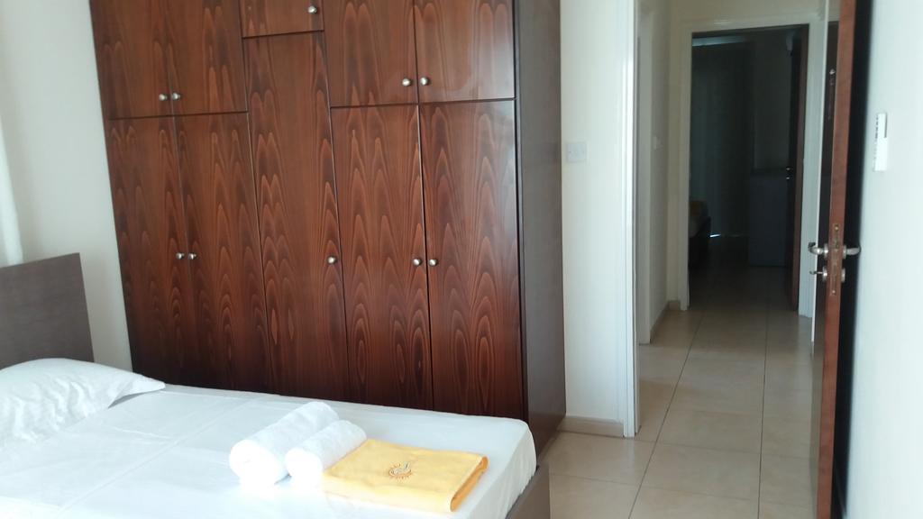 Appartement 101 Mandritis Court à Larnaca Extérieur photo